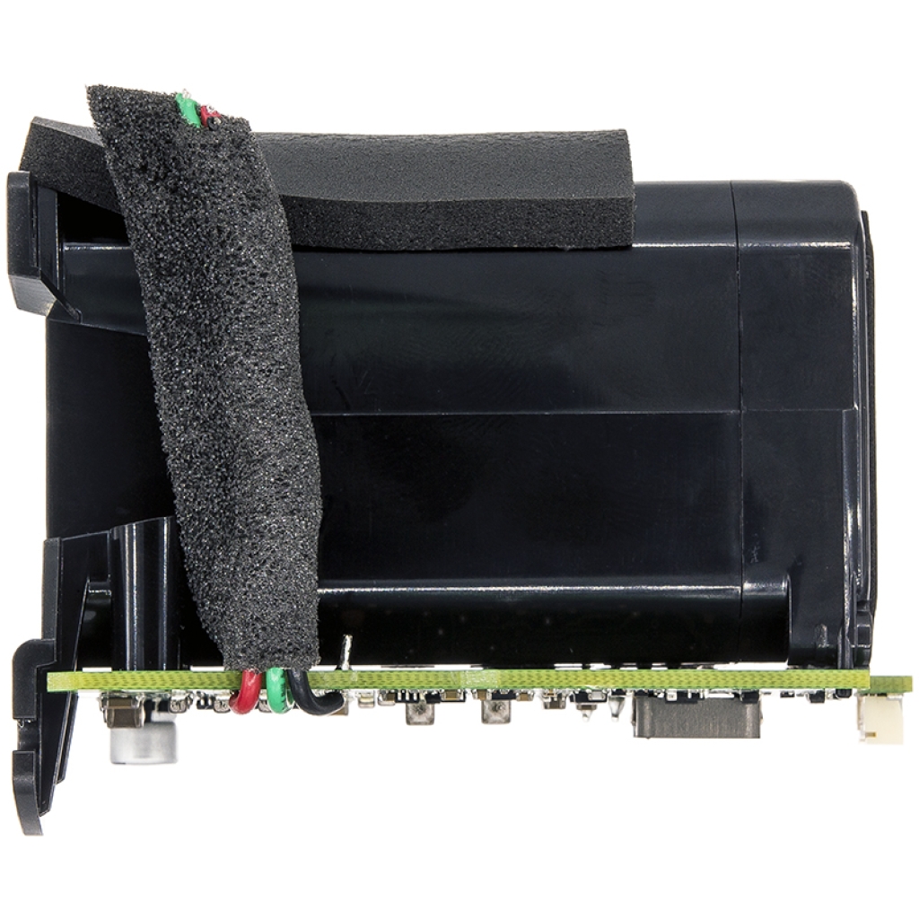 Side profile of assembled battery pack in bracket, PCB along bottom